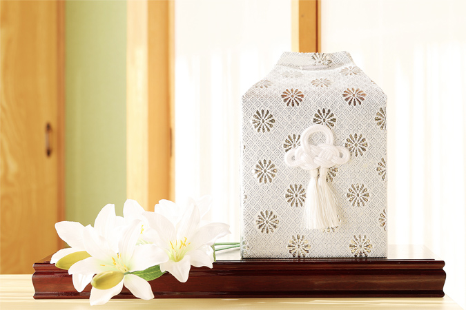 粉骨とは?自分で行う方法・料金相場・業者選びのポイントまで徹底解説