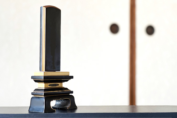 位牌はいらない?悩んだときの考え方や無宗教の場合についても解説