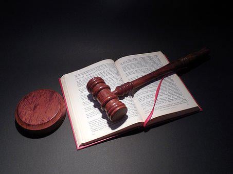 遺留分の放棄とは?他の相続との違いや生前の手続き方法と注意点を解説