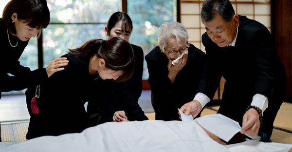 自宅を遺体安置に選ぶ注意点