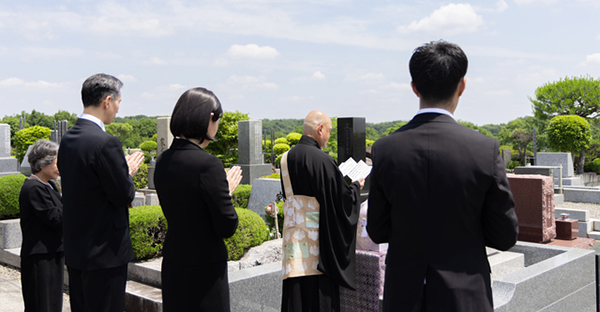 大阪で行われる「建碑祝い」とは？