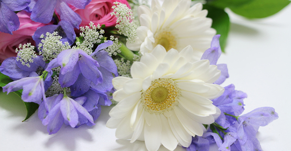 供え花を贈るシーン別、メッセージ文例