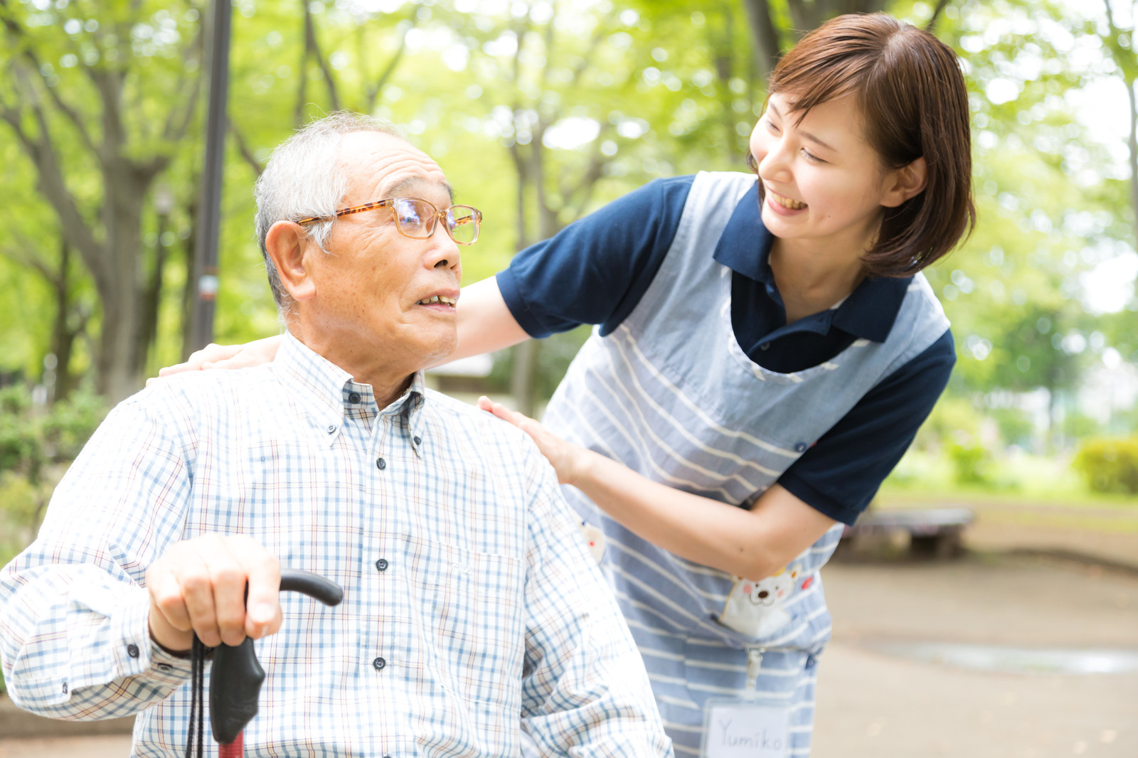 法定後見制度に必要な手続きと費用｜任意後見制度との違いも解説