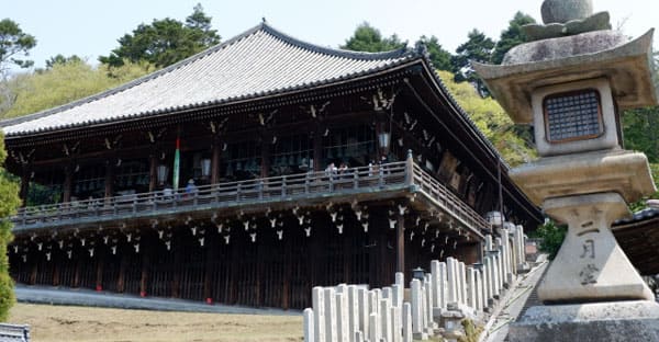 「東大寺のお水取り」で有名