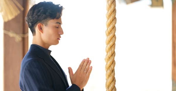 神社参拝はなぜ控える？