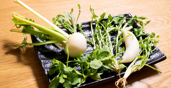 スーパーでは「七草粥セット」も販売！