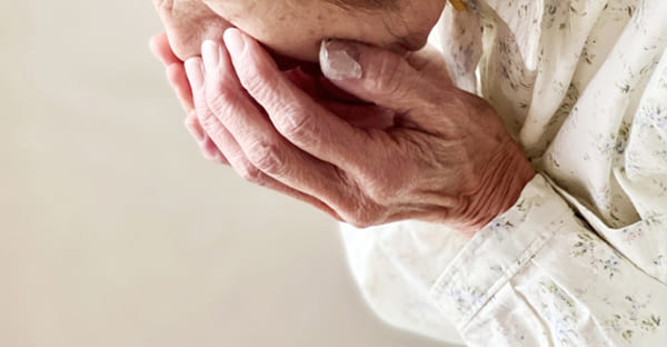 セルフネグレクトに陥る主な原因・要因と特徴